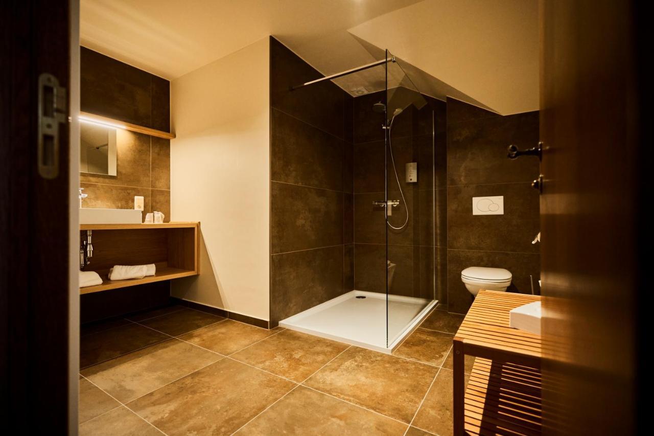 La Metairie Hotel-restaurant Hotel